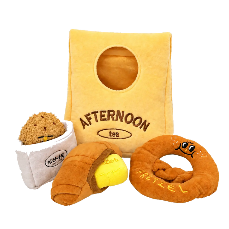 Cream Bakery Set hide-and-seek plush toy set with a clean transparent background
