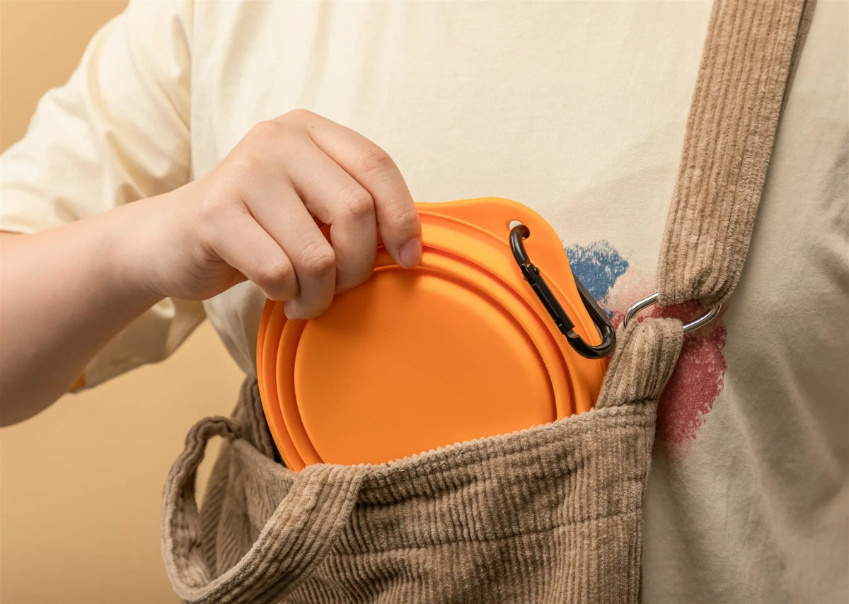 RoamBowl collapsible travel bowl detail